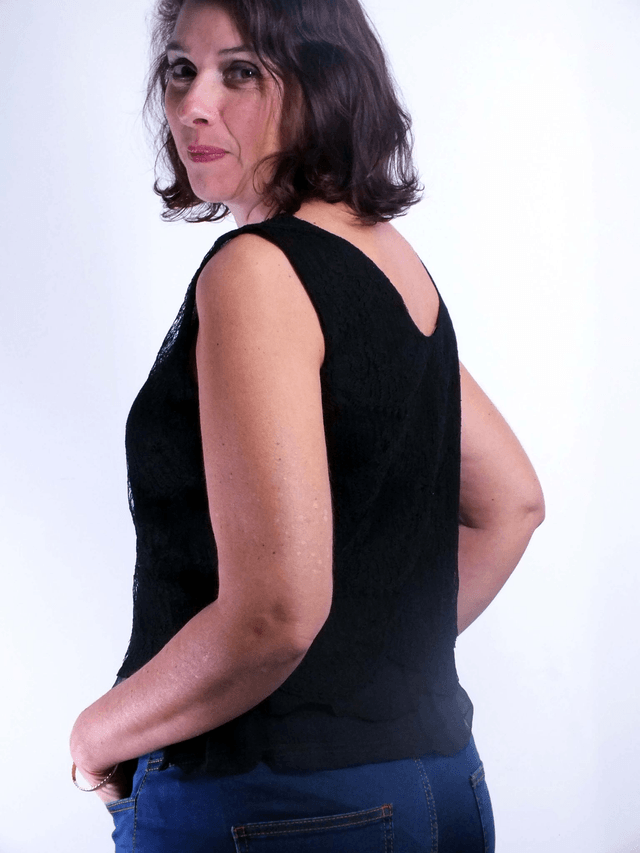 Top dentelle de calais coton noir