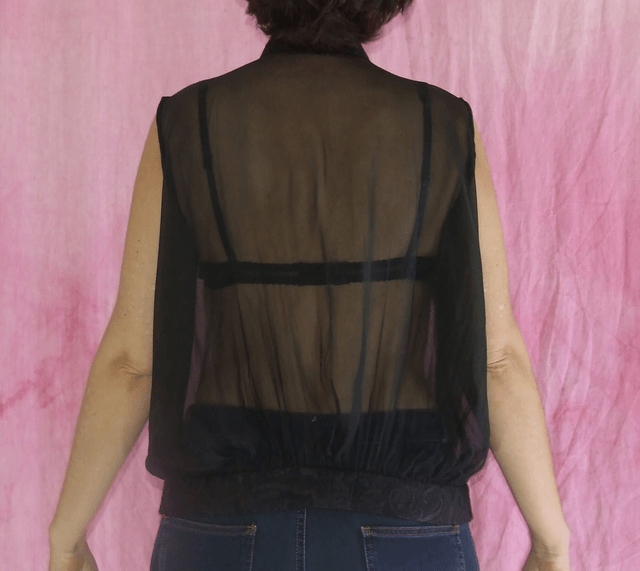 Chemisier en mousseline de soie noire