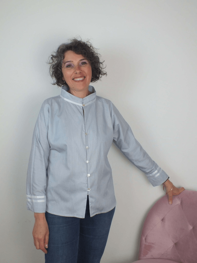 Chemise col officier en coton bleu ciel